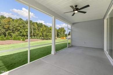 354 Providence Creek Dr, Fuquay-Varina, NC 27526 - photo 3