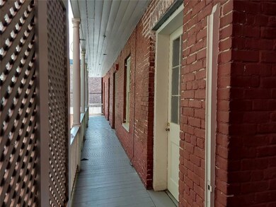 604 Julia St unit 202, New Orleans, LA 70130 - photo 3