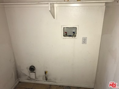 12906 Four Palms Ln, Sylmar, CA 91342 - photo 4