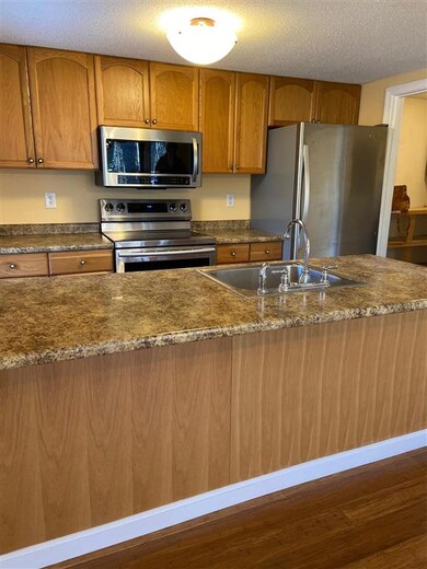 102 Piscassic St, Newmarket, NH 03857 - photo 5