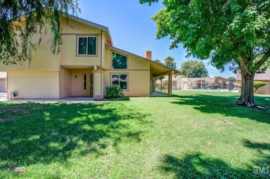 1000 Olive Dr unit 4, Bakersfield, CA 93308 - photo 5