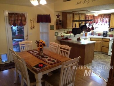 400 Summer Ct, Nampa, ID 83686 - photo 3