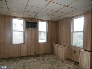 19 E Hancock St, Riverside, NJ 08075 - photo 2