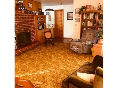 360 Barratt Blvd, Heppner, OR 97836 - photo 7