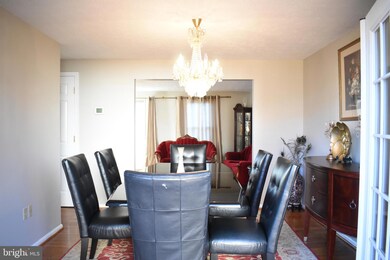 2843 Schubert Dr, Silver Spring, MD 20904 - photo 6