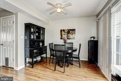 1133 Shortleaf Cir, Sykesville, MD 21784 - photo 4