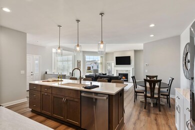 868 S Verona Cir unit 26, Grafton, WI 53024 - photo 6