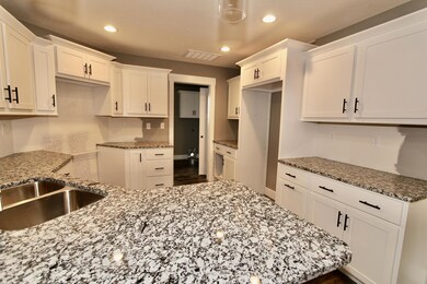 993 S Natchez Rd, Republic, MO 65738 - photo 3