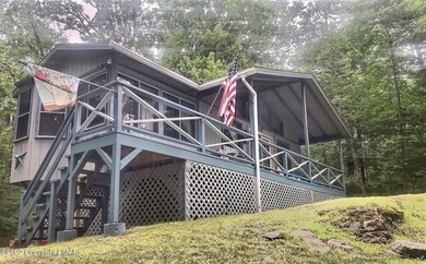 1069 Wild Turkey Ln, Bushkill, PA 18324 - photo 3