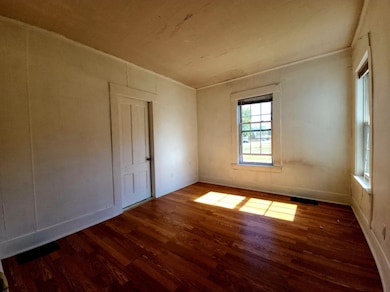 10 Jackson St, Boscawen, NH 03303 - photo 6