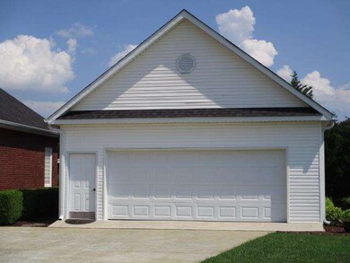 94 S Steeplechase Dr, McMinnville, TN 37110 - photo 3