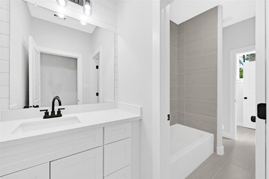 823 Enterprise St, Houston, TX 77088 - photo 6