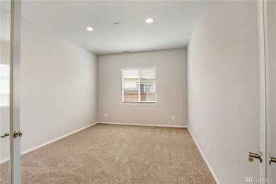 8437 Camano Loop NE unit 4, Lacey, WA 98516 - photo 2