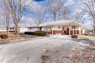 127 S 1st St, Austin, IN 47102 - photo 3