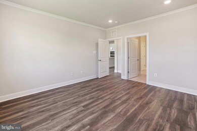 12116 American Chestnut Rd, Bowie, MD 20720 - photo 3