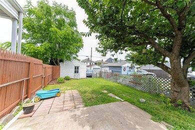 2411 Birch St, Easton, PA 18042 - photo 3