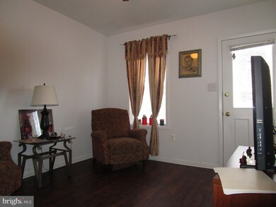 318 Townsend St, Wilmington, DE 19801 - photo 2