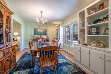 405 N Colony Circle-16