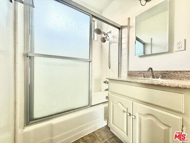 127 Loma Vista St unit 10, El Segundo, CA 90245 - photo 5