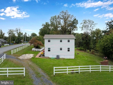 671 Pine Ridge Dr, Front Royal, VA 22630 - photo 3