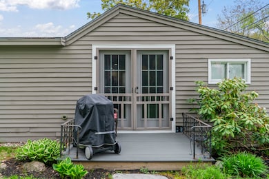 77 Main St_0103