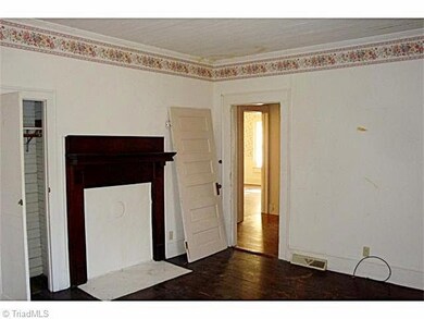 122 S Mccrary St, Asheboro, NC 27203 - photo 6