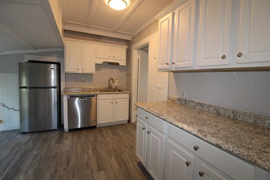 189 S Main St, Rochester, NH 03867 - photo 4