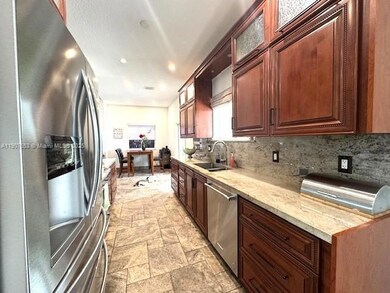 1350 NW 166th Ave, Pembroke Pines, FL 33028 - photo 7