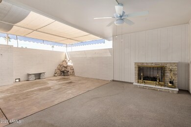 14211 N Palm Ridge Dr W, Sun City, AZ 85351 - photo 4