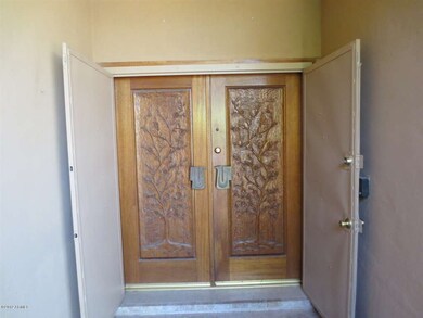 BEAUTIFUL FRONT DOORS