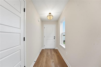 1312 SE Windbreak Dr, Lee's Summit, MO 64081 - photo 3