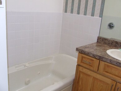156 Deer Park Dr unit 132A, Woodstock, NH 03262 - photo 7