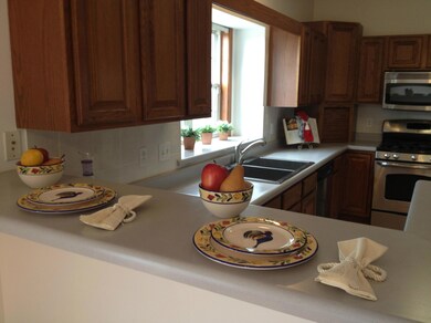 Kitchen Breakfast Bar