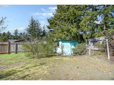 2025 W Park Dr, Florence, OR 97439 - photo 5