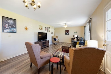 2055 S Cline Ave, Fayetteville, AR 72701 - photo 6