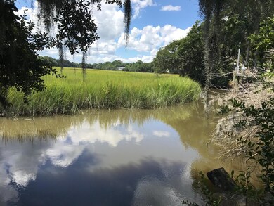 Kayak, paddleboard and fish