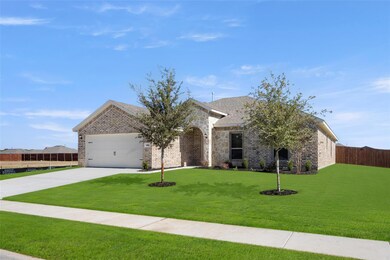 404 Falcon Way, Azle, TX 76020 - photo 2