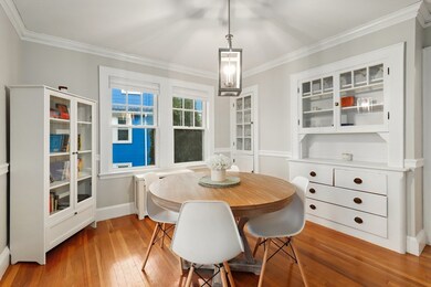 54 Edgecliff Rd unit 2, Watertown, MA 02472 - photo 5