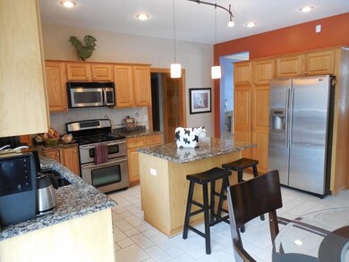 1260 Kerry Dr, Sun Prairie, WI 53590 - photo 6