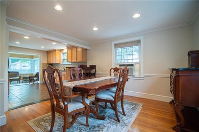 215 Promenade St, Barrington, RI 02806 - photo 4