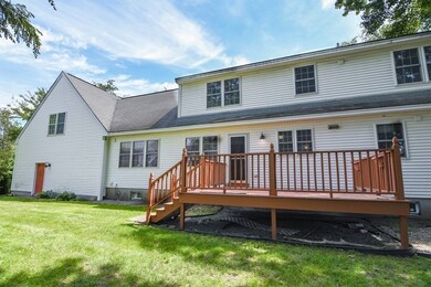 834 Mammoth Rd, Dracut, MA 01826 - photo 4