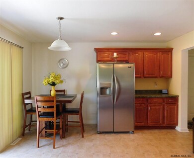 58 Sandy Ln, Selkirk, NY 12158 - photo 6