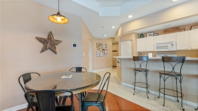 92 Emerald Bay Dr unit 3D, Lake Ozark, MO 65049 - photo 5