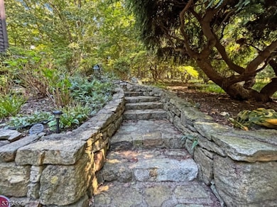 13 Meadow Ln, Lebanon, NJ 08833 - photo 2