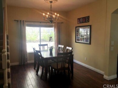 FORMAL DINNING ROOM