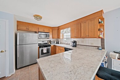 4 Franklin Square unit L, Randolph, MA 02368 - photo 5
