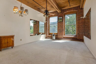 Rivermoor Landing unit 15, Newmarket, NH 03857 - photo 3