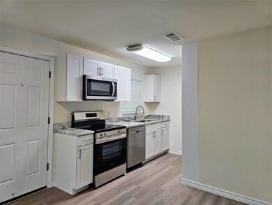 527 W Ford St, Denison, TX 75020 - photo 4