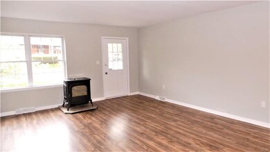 128 S 5th St, Emmaus, PA 18049 - photo 6
