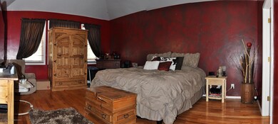 Master Bed 1